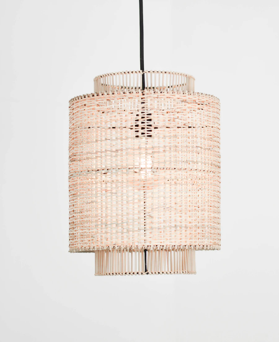 Suspension en lin diffusant une lumière douce